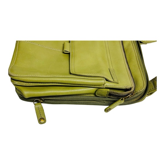 Fossil Men’s or Women’s Green Leather crossbody
Bag - Picture 6 of 10